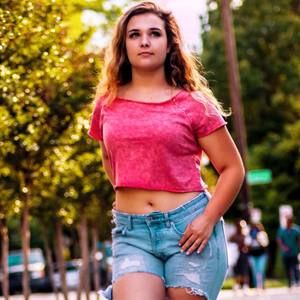 Meet your Posher, Julie